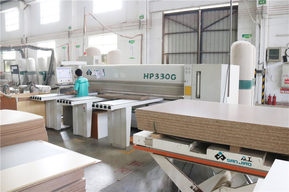 工廠(chǎng)車(chē)間